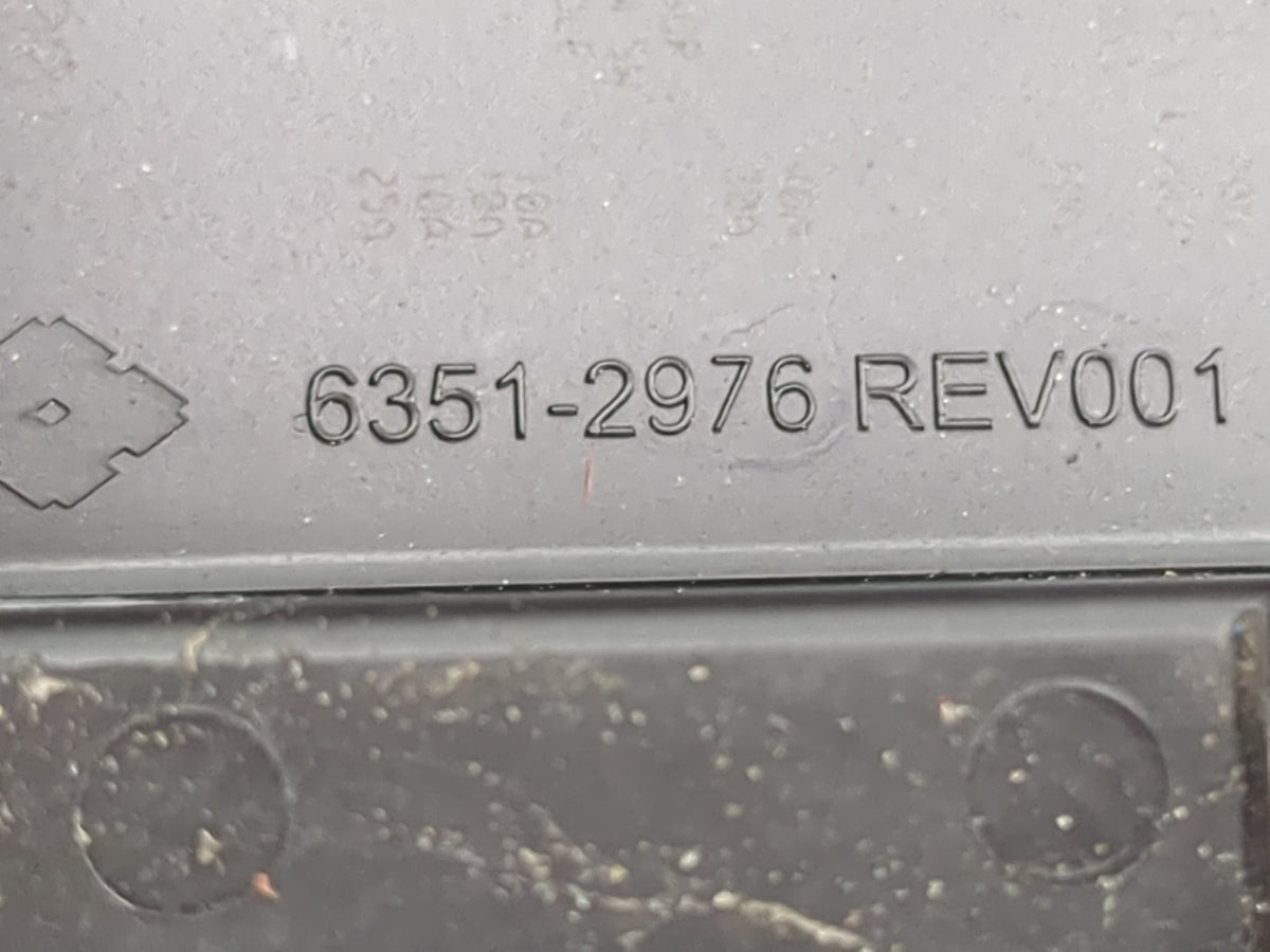 2016 Chrysler 200 Fusebox Fuse Box Relay Module Tipm 6351-2976 Rev001 - Oemusedautoparts1.com