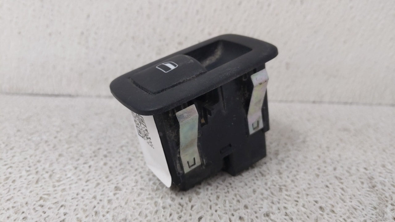 2016 Chrysler 200 Passeneger Right Power Window Switch 68214156aa - Oemusedautoparts1.com
