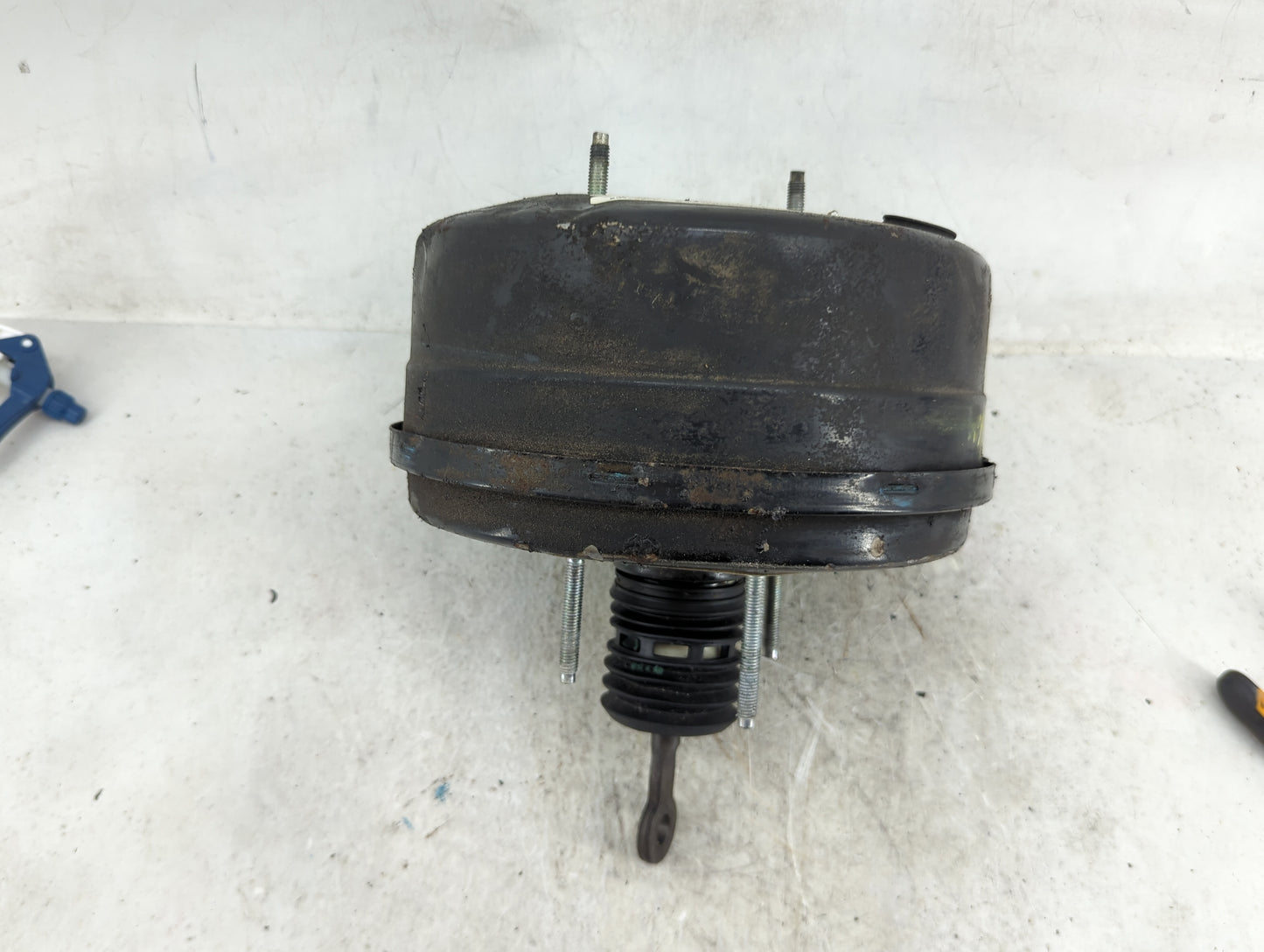 Chrysler Town And Country Power Brake Booster Oem - Oemusedautoparts1.com