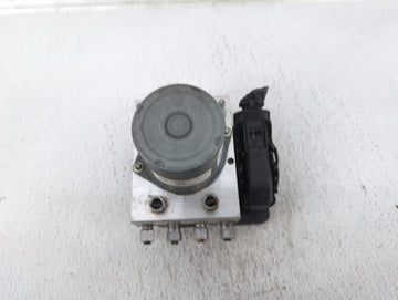 2014 Chrysler Town & Country ABS Pump Control Module Replacement P/N:P68183803AC Fits OEM Used Auto Parts