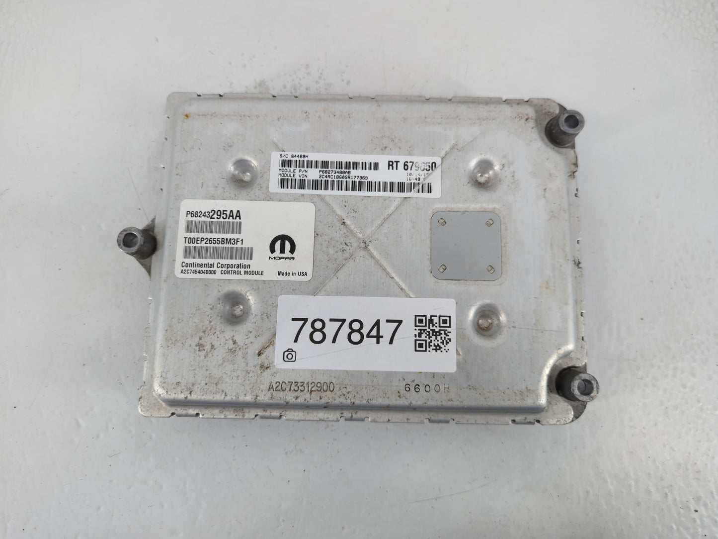 2016 Chrysler Town & Country PCM Engine Control Computer ECU ECM PCU OEM P/N:P68243295AA Fits Fits 2017 2018 2019 2020 OEM U