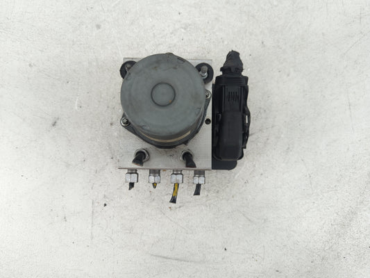 2016 Dodge Caravan ABS Pump Control Module Replacement P/N:P68183803AC Fits Fits 2015 2017 2018 2019 2020 OEM Used Auto Parts