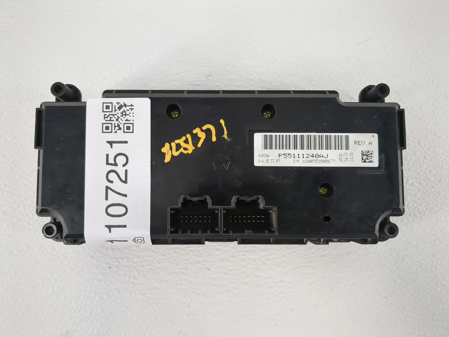 2016 Dodge Caravan Climate Control Module Temperature AC/Heater Replacement P/N:P55111240AJ Fits OEM Used Auto Parts - Oemus