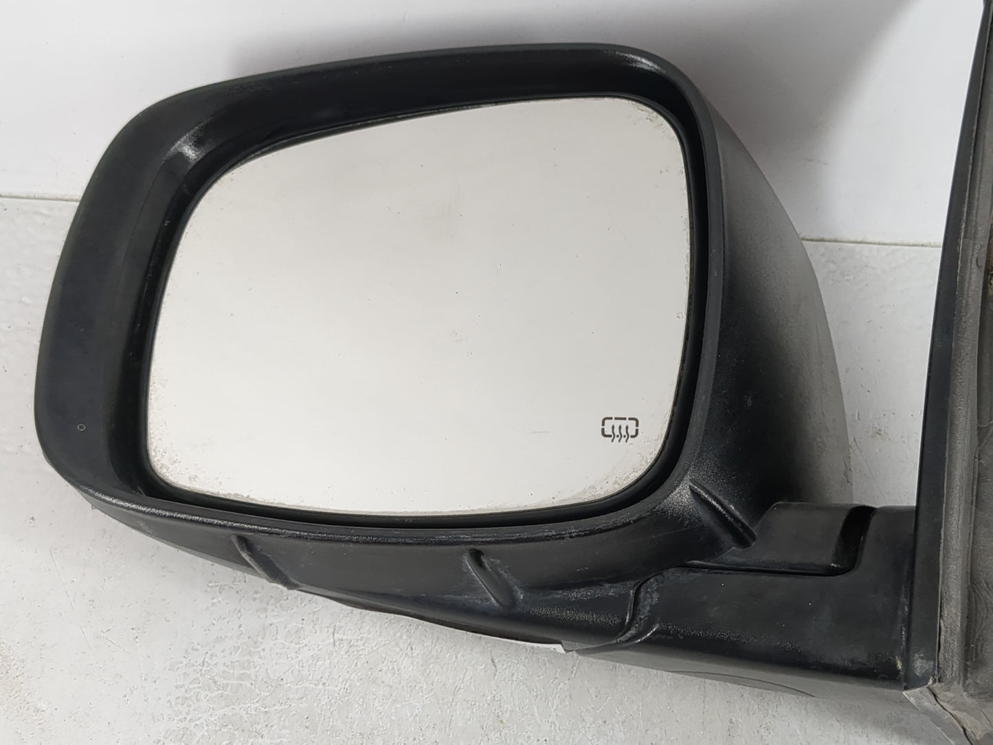 2016 Dodge Caravan Driver Side View Mirror - Left Door Mirror OEM Used - Oemusedautoparts1.com