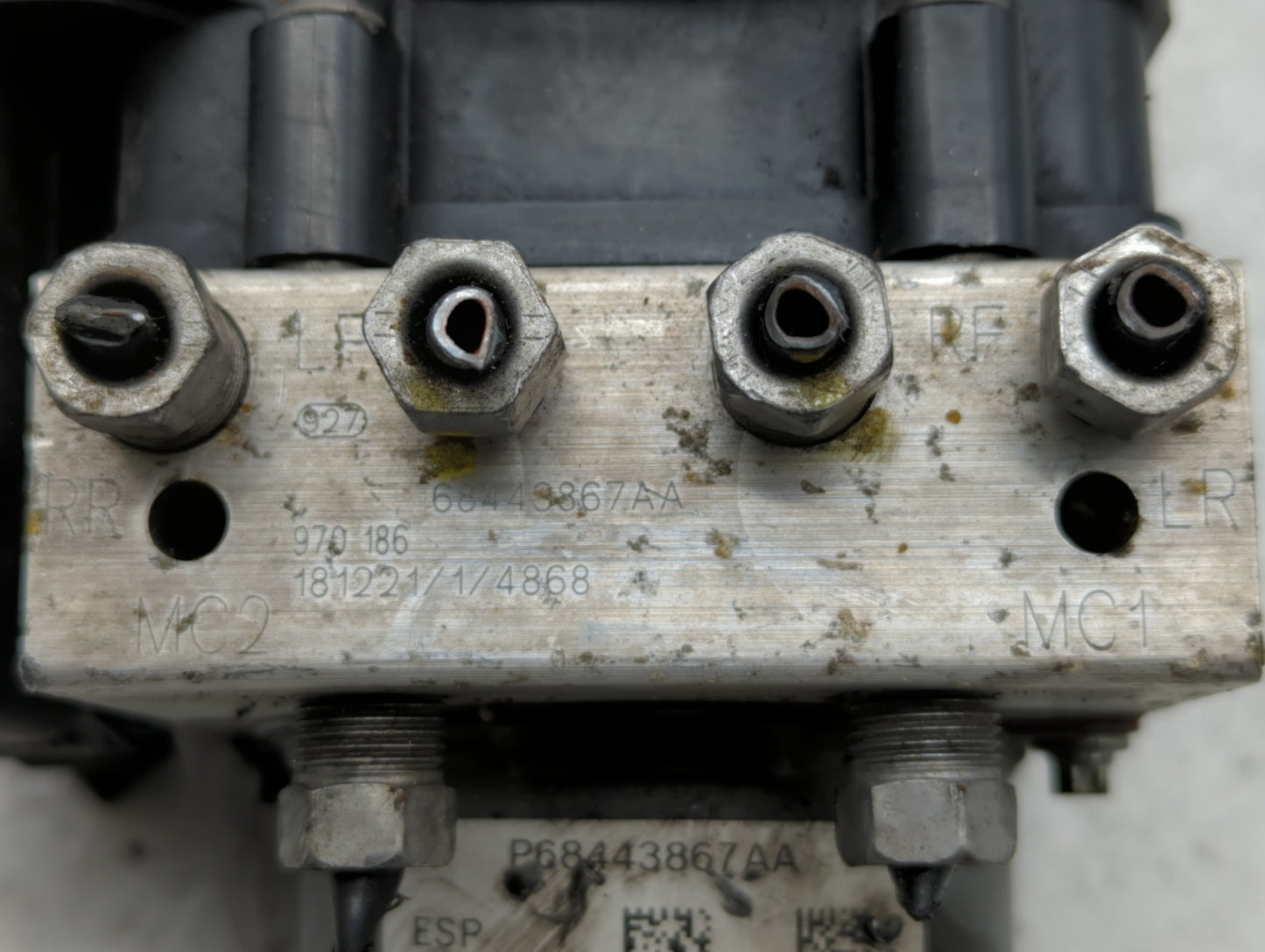 2016 Dodge Caravan ABS Pump Control Module Replacement P/N:68183803AC P68183803AC, 68443867AA Fits Fits 2015 2017 2018 OEM U