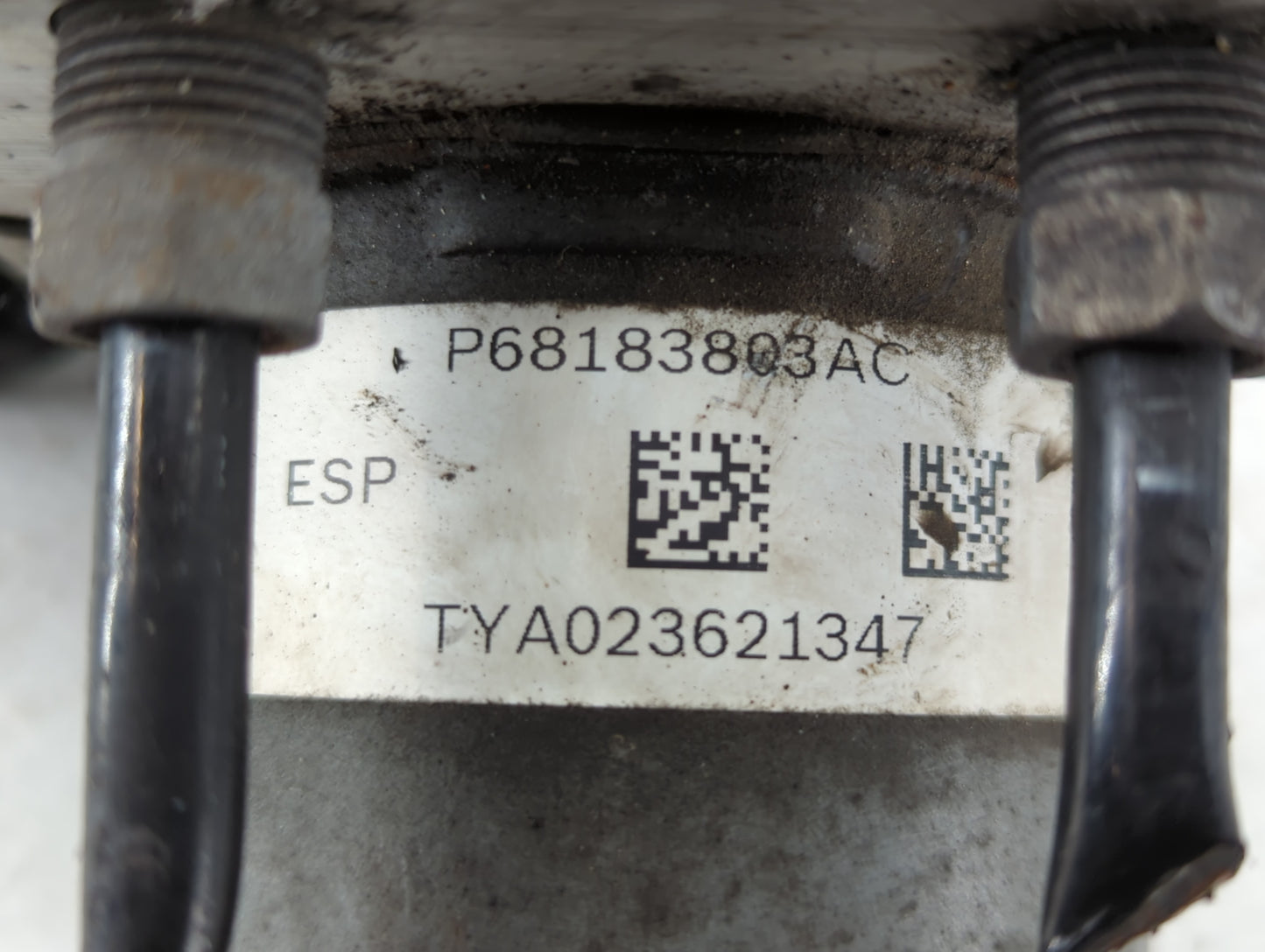 2016 Dodge Caravan ABS Pump Control Module Replacement P/N:TYA023621347 P68183803AC Fits Fits 2015 2017 2018 2019 2020 OEM U