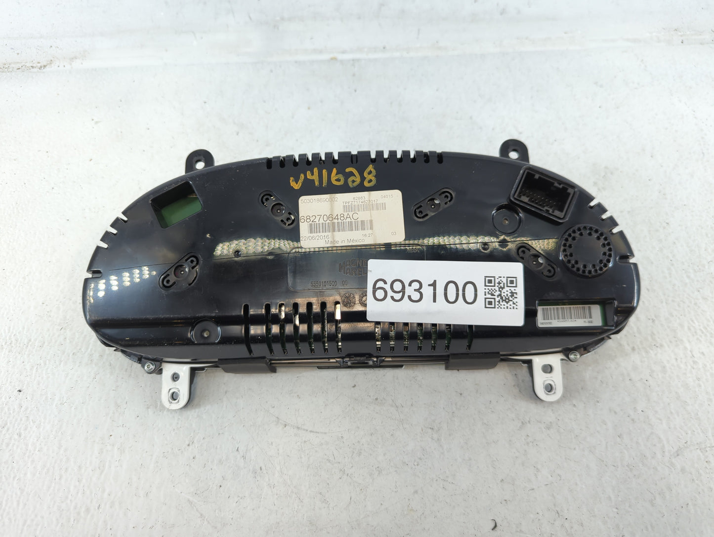 2016 Dodge Dart Instrument Cluster Speedometer Gauges P/N:68270648AC Fits OEM Used Auto Parts - Oemusedautoparts1.com