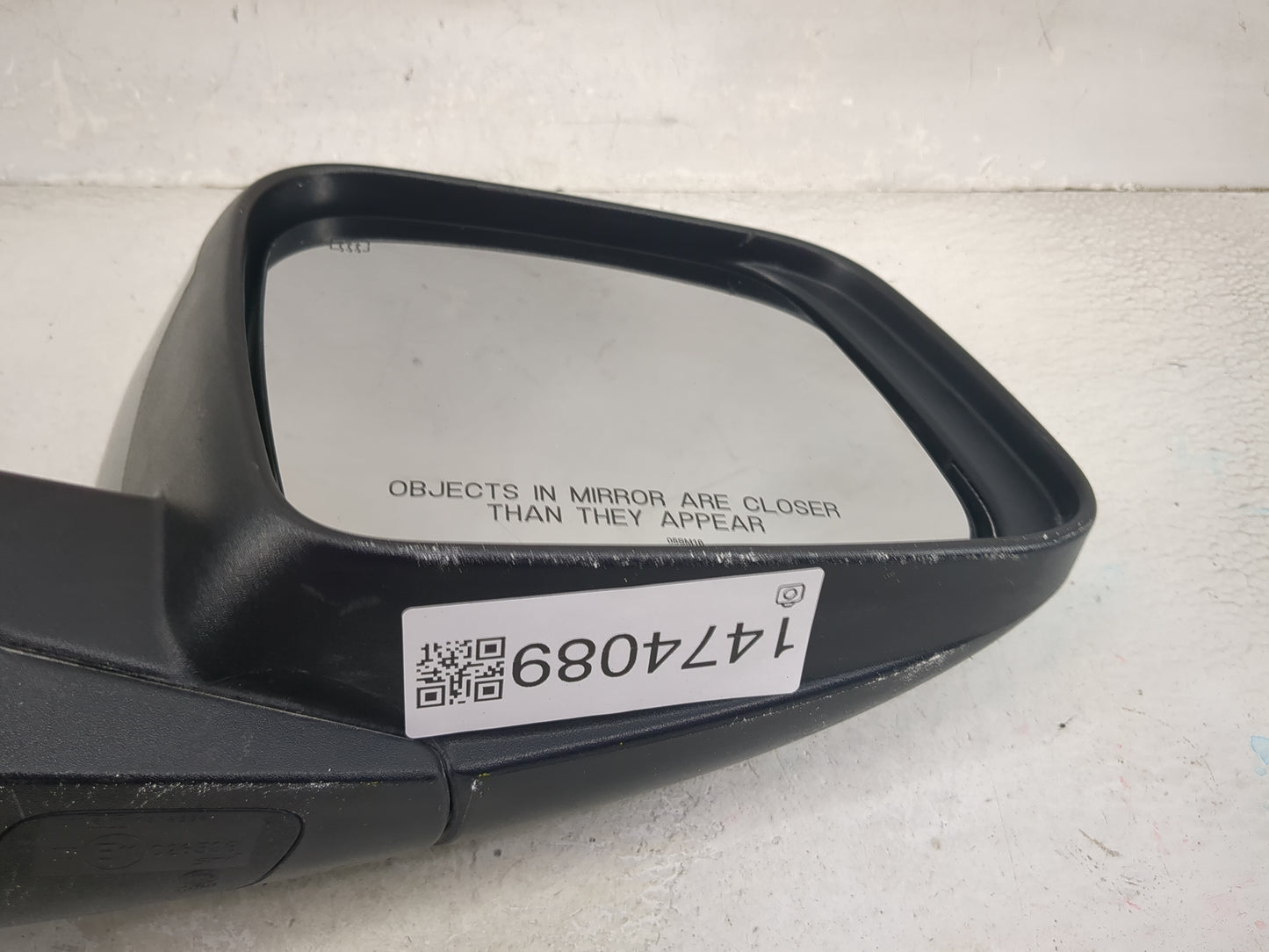 2011-2021 Dodge Durango Passenger Side View Mirror - Right Door Mirror OEM Used - Oemusedautoparts1.com