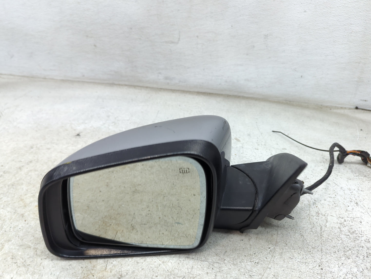 2011-2021 Dodge Durango Driver Side View Mirror - Left Door Mirror OEM Used - Oemusedautoparts1.com