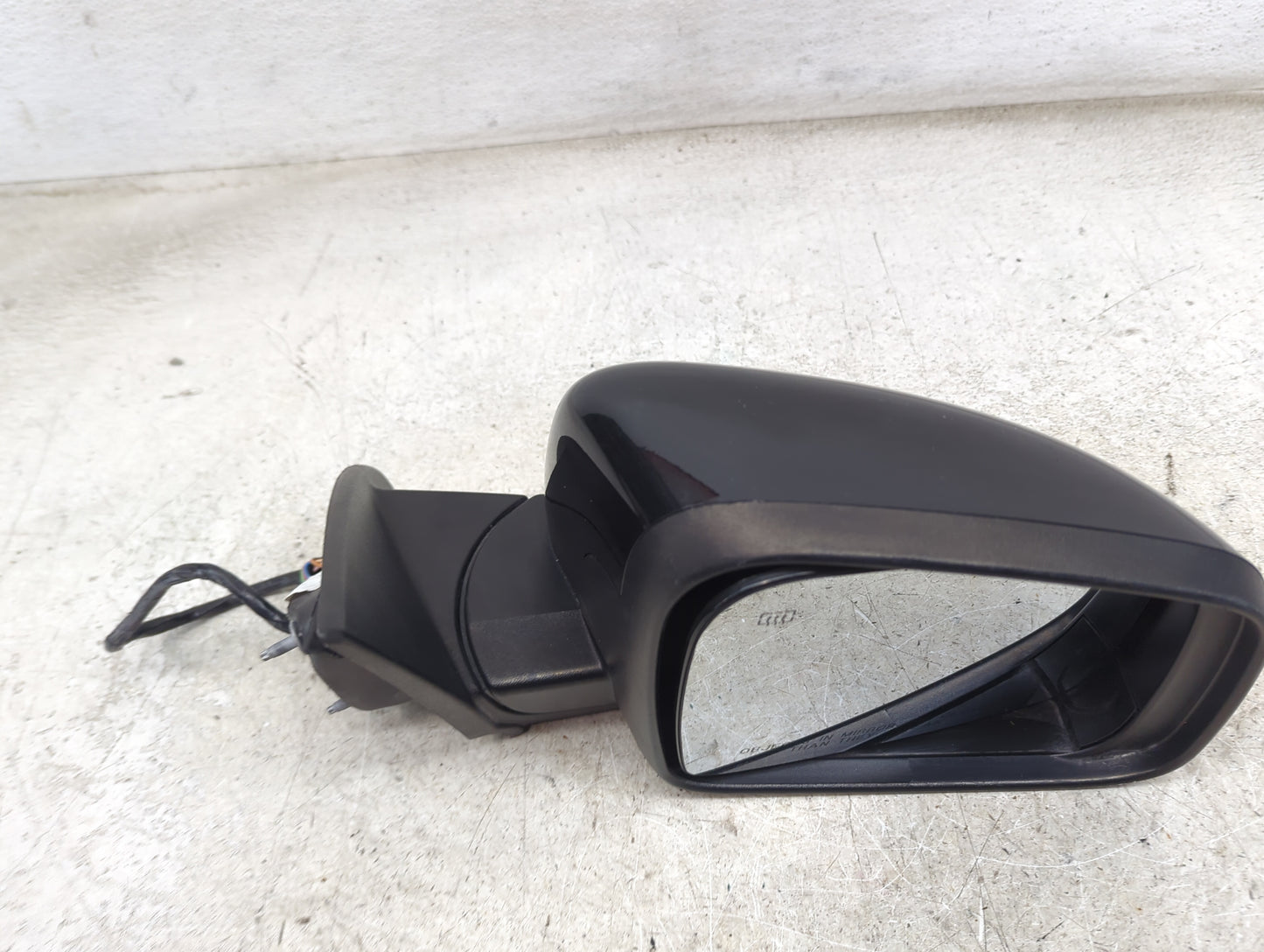 2011-2021 Dodge Durango Passenger Side View Mirror - Right Door Mirror OEM Used - Oemusedautoparts1.com