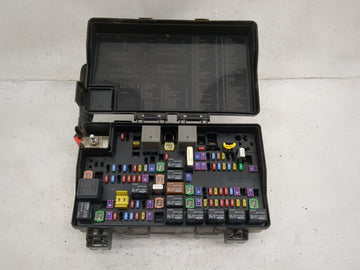 2016 Dodge Durango Fusebox Fuse Box Panel Relay Module P/N:04692143AA 7140-5131-30 Fits OEM Used Auto Parts
