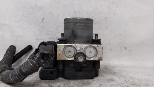 2015-2018 Dodge Grand Caravan ABS Pump Control Module Replacement P/N:P68183803AC Fits Fits 2015 2016 2017 2018 OEM Used Auto Parts