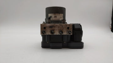 2015-2018 Dodge Grand Caravan ABS Pump Control Module Replacement P/N:P68183803AC 68183803AC Fits Fits 2015 2016 2017 2018 OEM Used Auto Parts