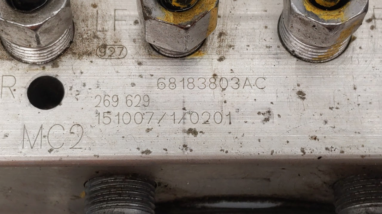 2015-2018 Dodge Grand Caravan ABS Pump Control Module Replacement P/N:P68183803AC 68183803AC Fits Fits 2015 2016 2017 2018 O