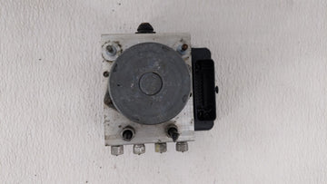 2015-2018 Dodge Grand Caravan ABS Pump Control Module Replacement P/N:P68183803AC 68183803AC Fits Fits 2015 2016 2017 2018 OEM Used Auto Parts