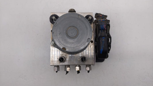 2015-2020 Dodge Grand Caravan ABS Pump Control Module Replacement P/N:P68183803AC 68183803AC Fits OEM Used Auto Parts