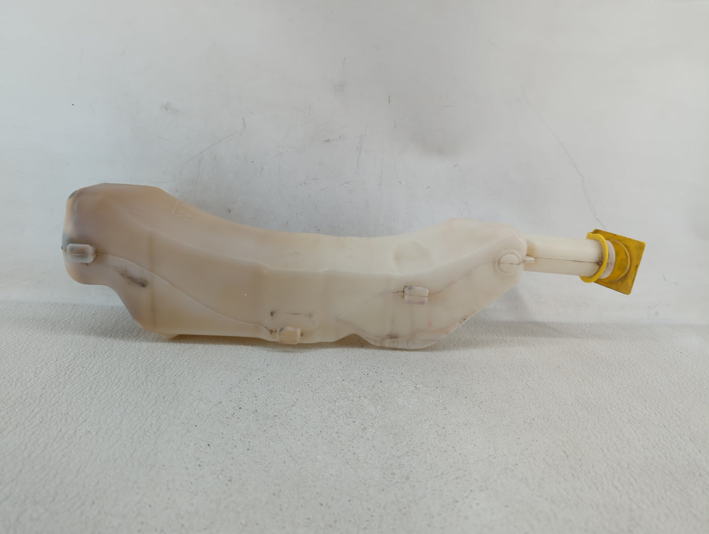 2008 Dodge Grand Caravan Radiator Coolant Overflow Expansion Tank Bottle - Oemusedautoparts1.com
