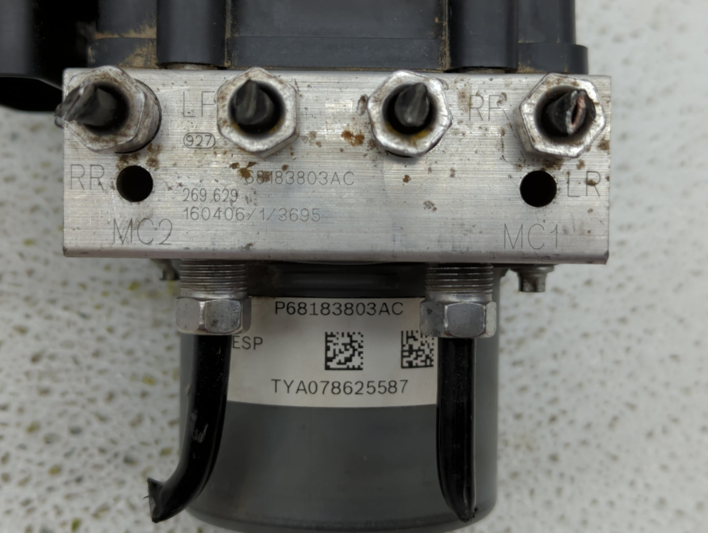 2015-2018 Dodge Grand Caravan ABS Pump Control Module Replacement P/N:68183803AC P68183803AC Fits Fits 2015 2016 2017 2018 O