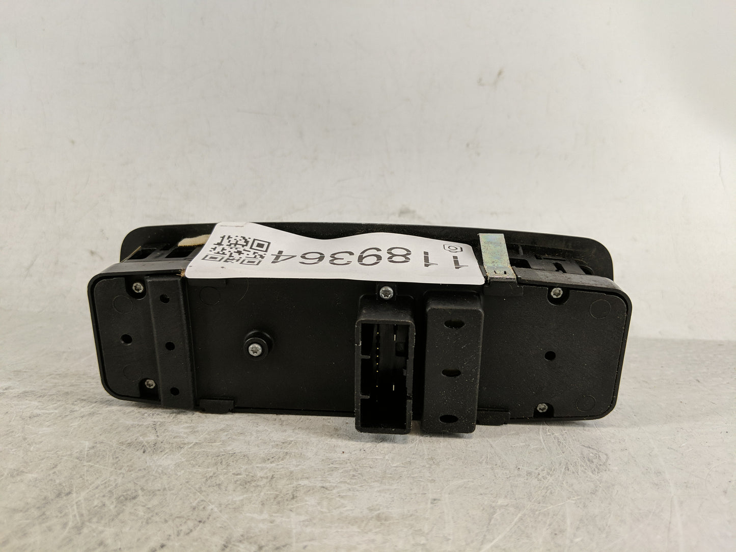 2011-2019 Dodge Journey Master Power Window Switch Replacement Driver Side Left P/N:68139805AB Fits OEM Used Auto Parts - Oe