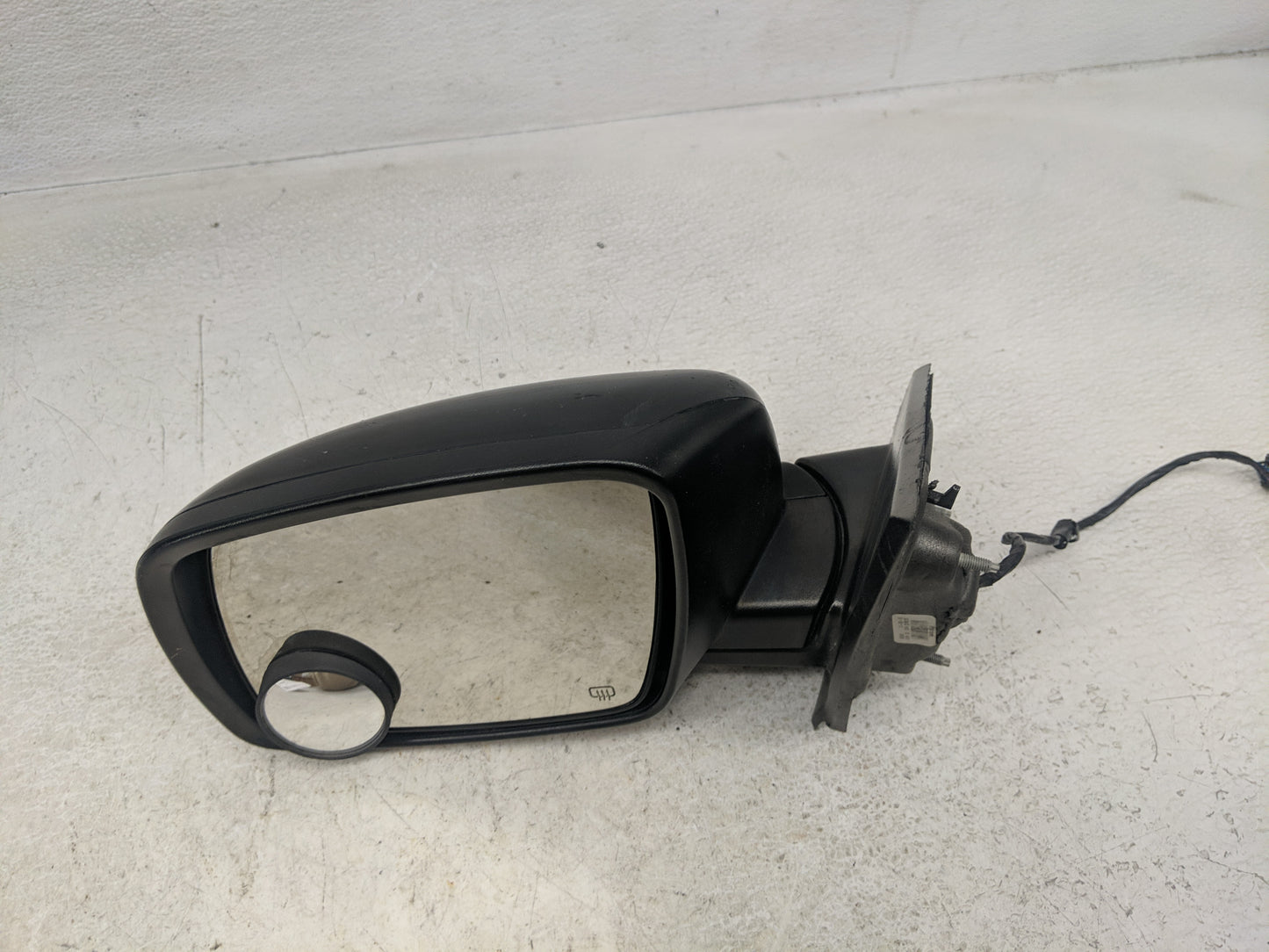 2016 Dodge Journey Driver Side View Mirror - Left Door Mirror OEM Used - Oemusedautoparts1.com