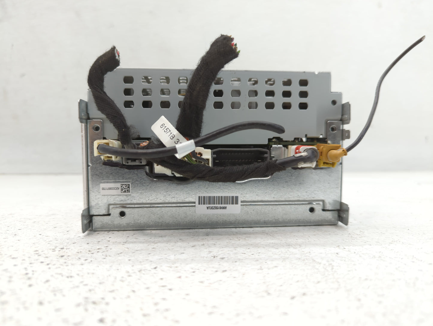 2018-2020 Dodge Journey Radio AM FM Cd Player Receiver Replacement P/N:P68209665AE Fits Fits 2018 2019 2020 OEM Used Auto Pa
