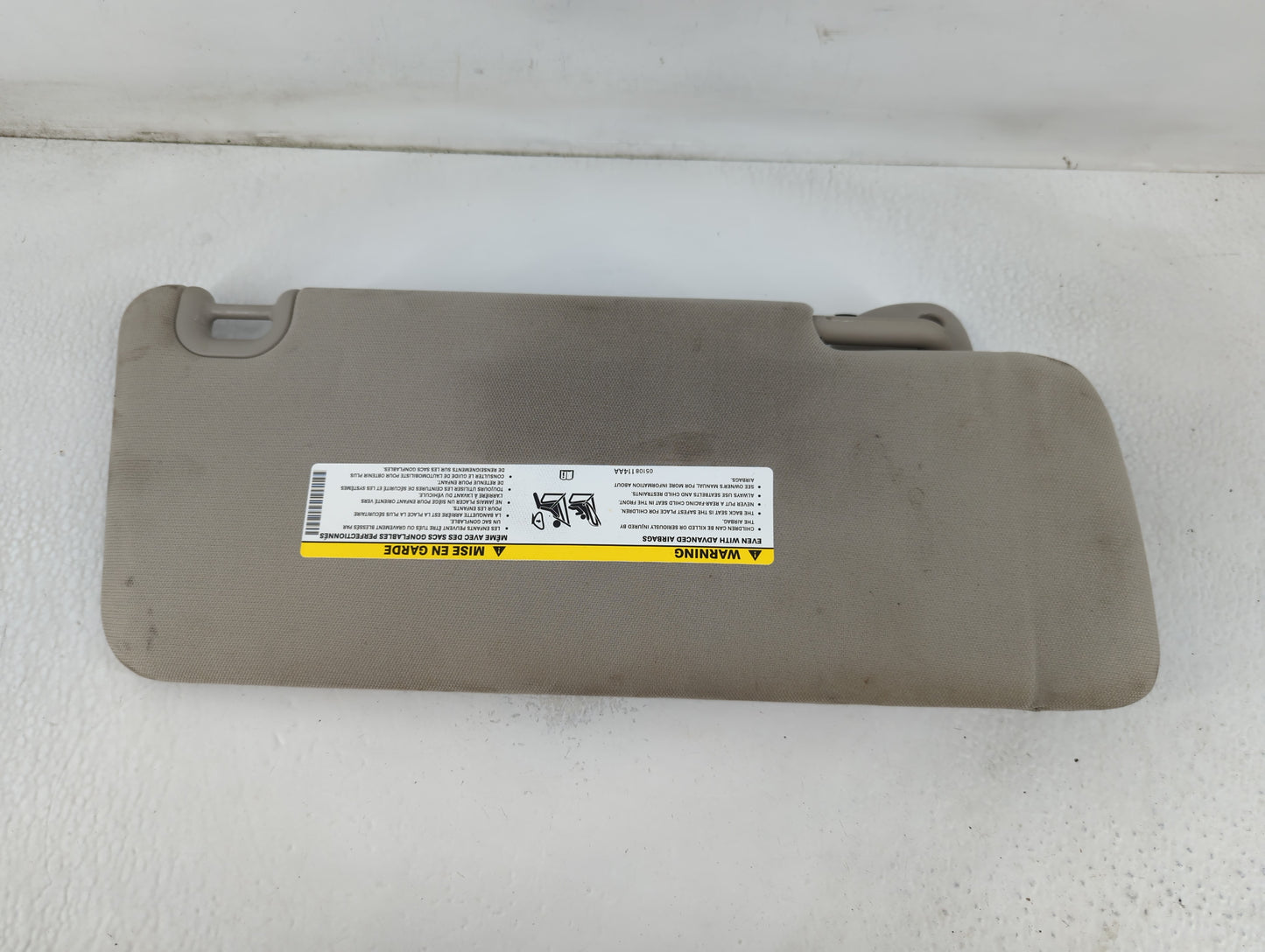 2016 Dodge Ram 1500 Sun Visor Shade Replacement Driver Left Mirror Fits Fits 2015 2017 2018 2019 2020 OEM Used Auto Parts -