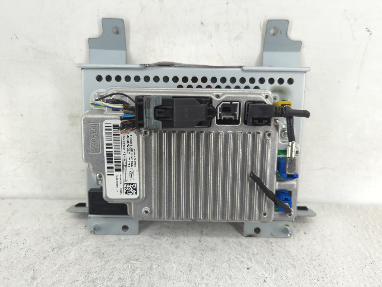 2015-2018 Ford Edge Information Display Screen - Oemusedautoparts1.com