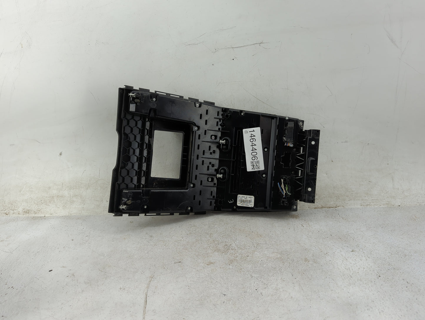2015-2018 Ford Edge Radio Control Panel 1464406 - Oemusedautoparts1.com