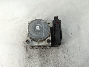 2015-2018 Ford Edge ABS Pump Control Module Replacement P/N:84342052 Fits Fits 2015 2016 2017 2018 OEM Used Auto Parts