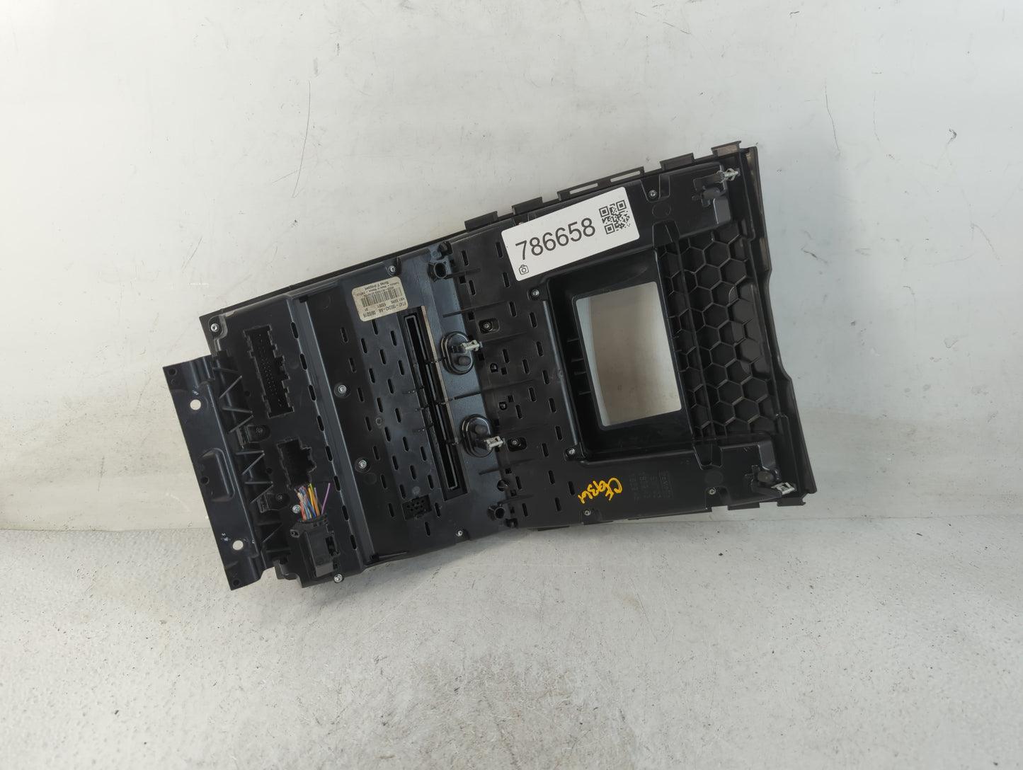 2016 Ford Edge Radio AM FM Cd Player Receiver Replacement P/N:FT4T-18E243-AK Fits OEM Used Auto Parts - Oemusedautoparts1.co