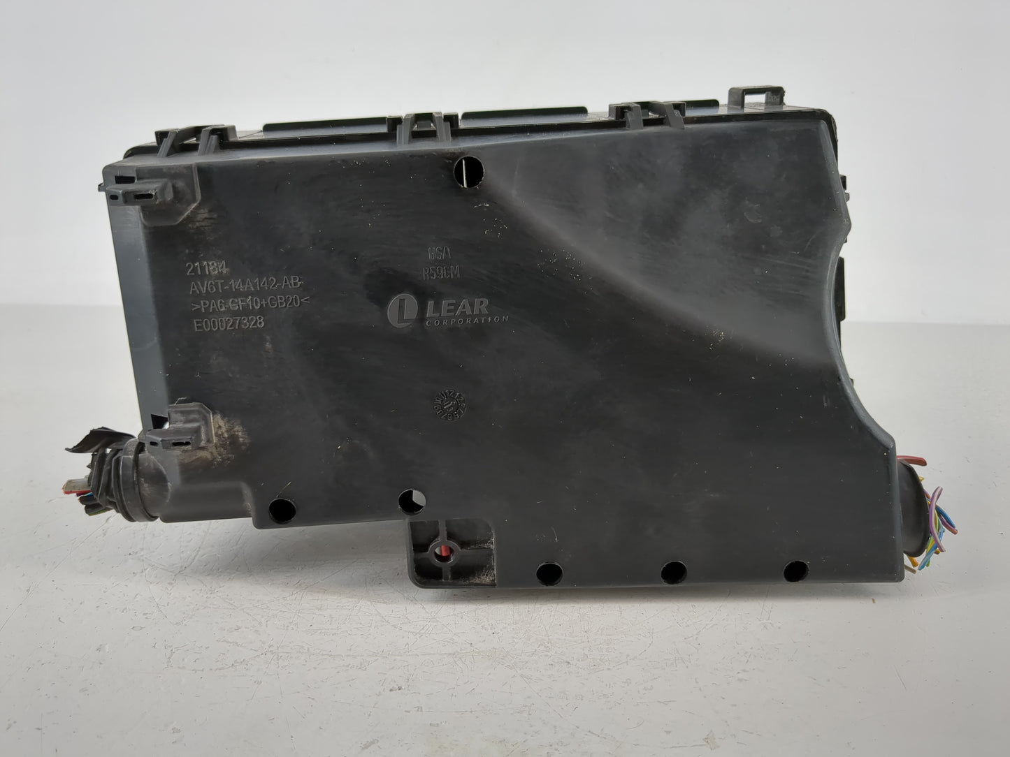 2013-2016 Ford Escape Fusebox Fuse Box Panel Relay Module P/N:E02345500 AV6T-14A067-AD Fits Fits 2013 2014 2015 2016 OEM Use