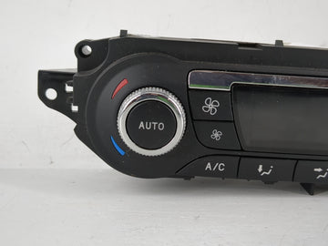 2015-2016 Ford Escape Climate Control Module Temperature AC/Heater Replacement P/N:CJ5T-18C612-BE Fits Fits 2015 2016 OEM Used Auto Parts