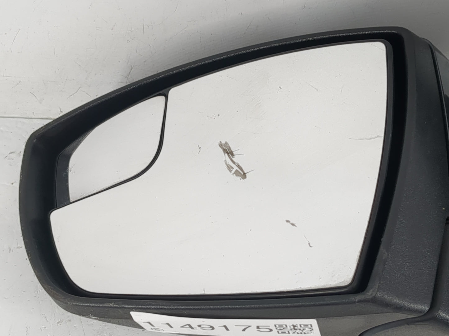 2013-2016 Ford Escape Driver Side View Mirror - Left Door Mirror OEM Used - Oemusedautoparts1.com