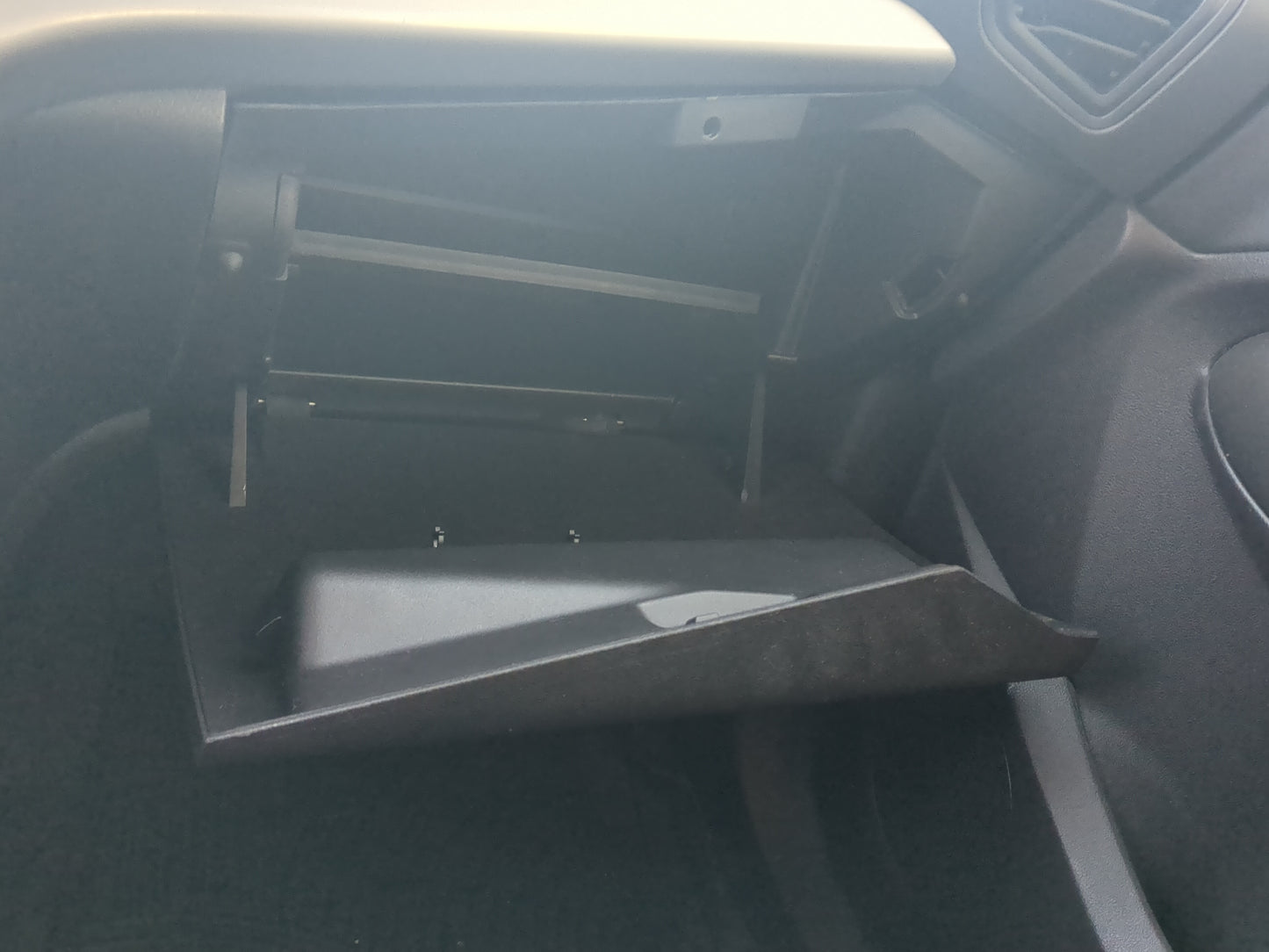 2016 Ford Escape Passenger Glove Box Door Storage Compartment - Oemusedautoparts1.com