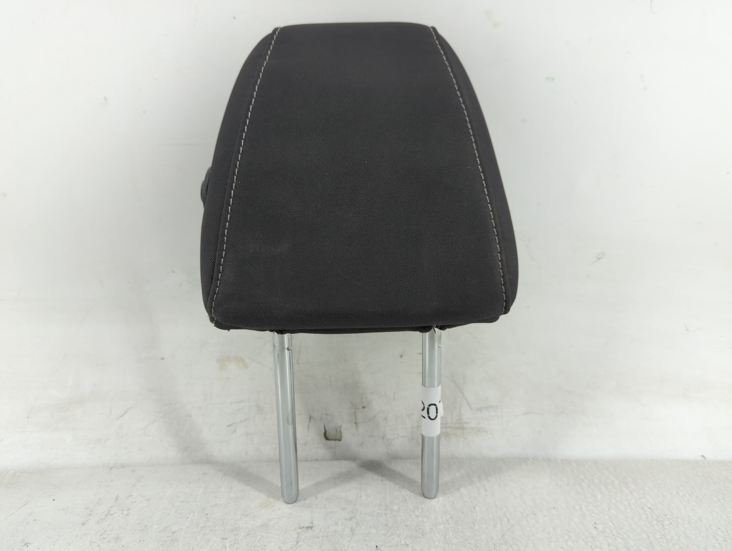2016-2019 Ford Escape Headrest Head Rest Rear Seat Fits Fits 2016 2017 2018 2019 OEM Used Auto Parts - Oemusedautoparts1.com