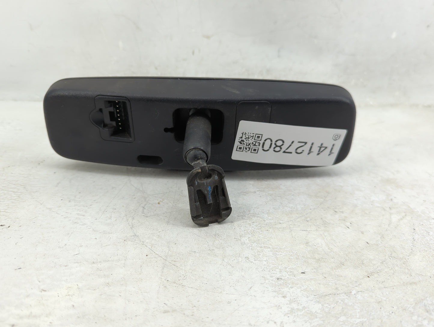 2013-2019 Ford Escape Interior Rear View Mirror Replacement OEM P/N:E11015897 Fits OEM Used Auto Parts - Oemusedautoparts1.c