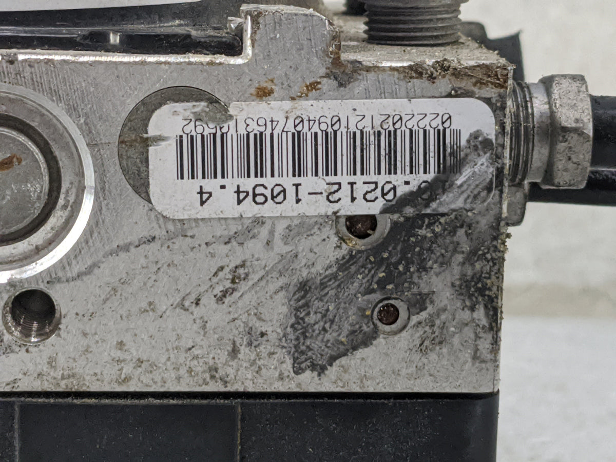 2016 Ford Escape Anti-Lock Brake ABS Pump Module Actuator OEM P/N:GV61-2C405-AF 10.0961-0185.3, 10.0212-1094.4 Fits OEM Used