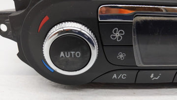2015-2016 Ford Escape Climate Control Module Temperature AC/Heater Replacement P/N:CJ5T-18C612-BE CJ5T-18C612-BC Fits OEM Used Auto Parts