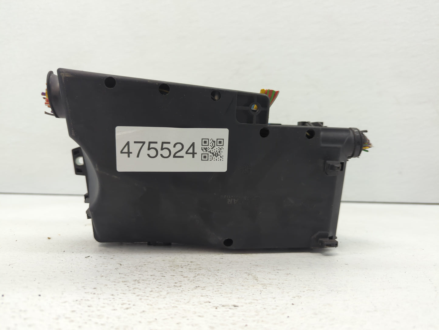 2013-2016 Ford Escape Fusebox Fuse Box Panel Relay Module P/N:AV6T-14A067-AC AV6T-14A067-AB Fits Fits 2013 2014 2015 2016 OE