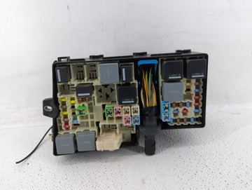 2013-2016 Ford Escape Fusebox Fuse Box Panel Relay Module P/N:AV6T-14A067-AD AV6T-14A067-AC Fits Fits 2013 2014 2015 2016 OEM Used Auto Parts