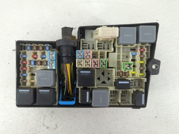 2013-2016 Ford Escape Fusebox Fuse Box Panel Relay Module P/N:AV6T-14A067-AD Fits Fits 2013 2014 2015 2016 OEM Used Auto Parts