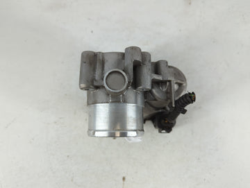 2013-2016 Ford Escape Throttle Body P/N:7S7G-9F991-CA Fits Fits 2012 2013 2014 2015 2016 2017 OEM Used Auto Parts