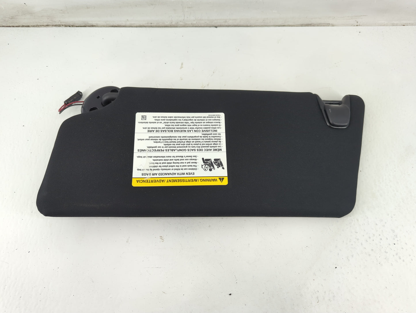 2016 Ford Explorer Sun Visor Shade Replacement Passenger Right Mirror Fits OEM Used Auto Parts - Oemusedautoparts1.com