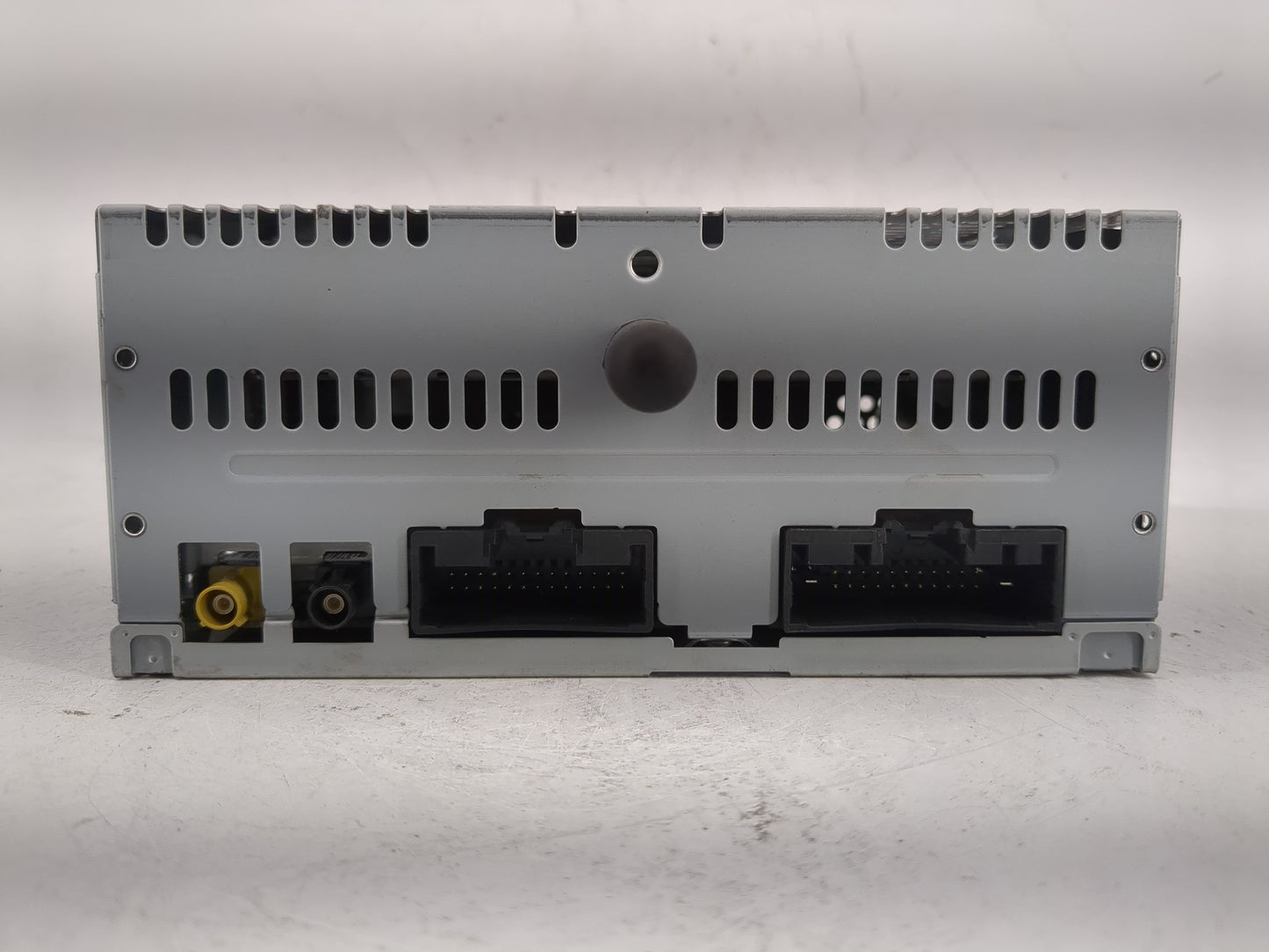 2016 Ford Explorer Radio AM FM Cd Player Receiver Replacement P/N:GB5T-19C107-FF Fits OEM Used Auto Parts - Oemusedautoparts