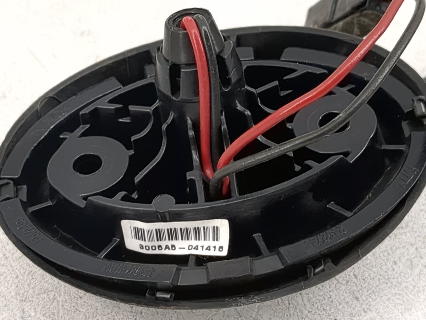 2016 Ford Explorer Sun Visor Shade Replacement Passenger Right Mirror Fits OEM Used Auto Parts - Oemusedautoparts1.com