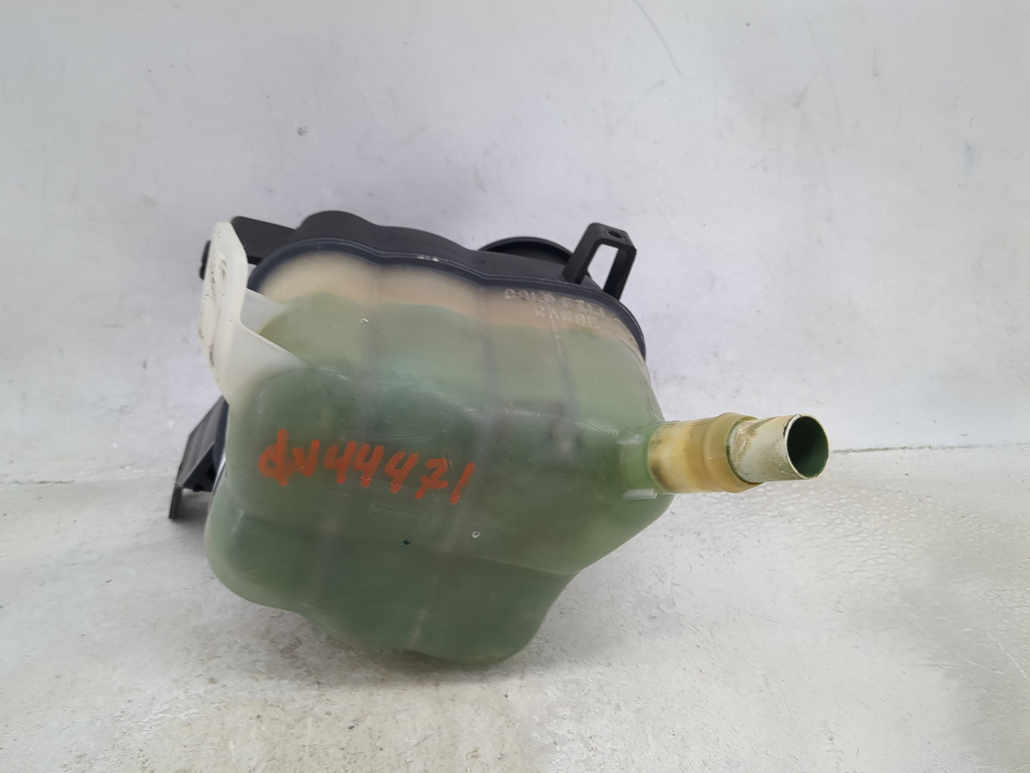Ford Explorer Radiator Coolant Overflow Expansion Tank Bottle 1494584 - Oemusedautoparts1.com