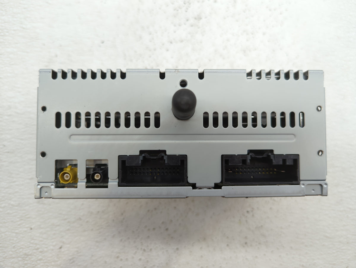 2016-2017 Ford Explorer Am Fm Cd Player Radio Receiver 380636 - Oemusedautoparts1.com