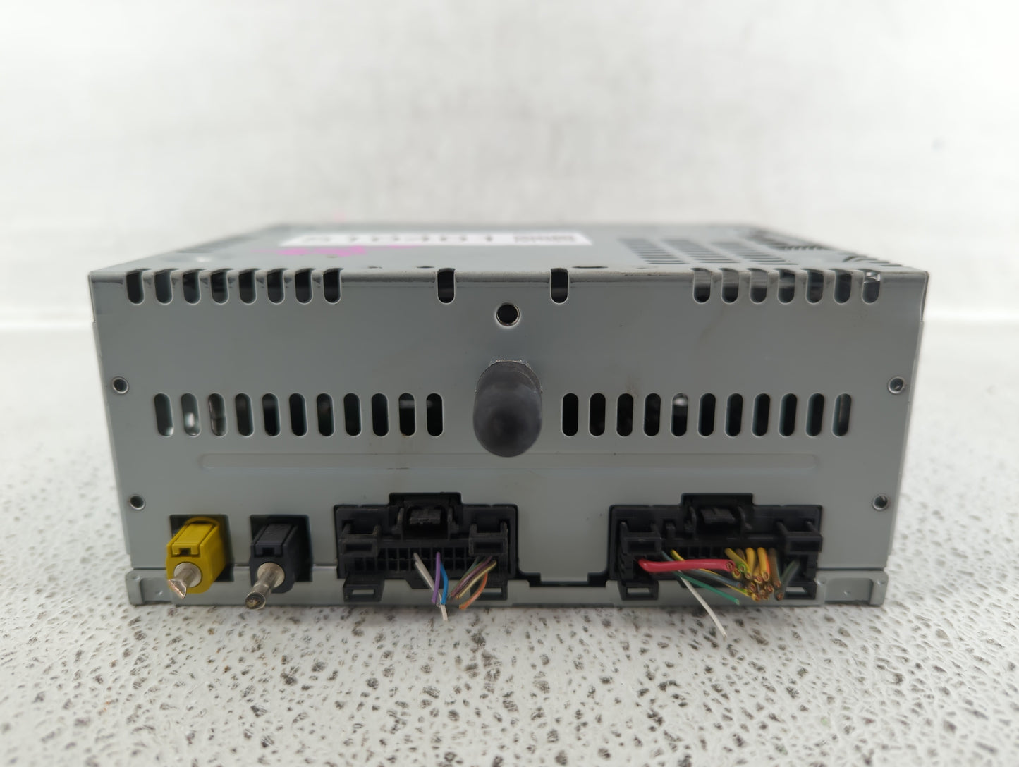 2016-2017 Ford Explorer Am Fm Cd Player Radio Receiver - Oemusedautoparts1.com