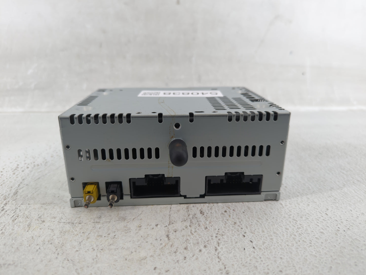 2016-2016 Ford Explorer Am Fm Cd Player Radio Receiver - Oemusedautoparts1.com