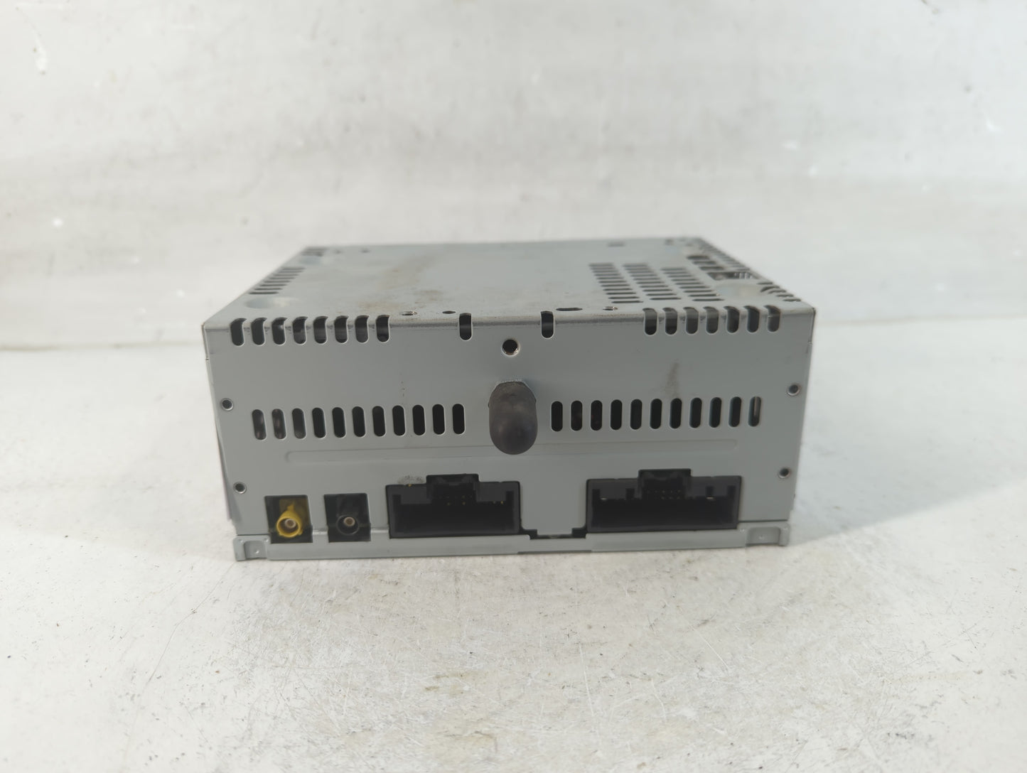 2016-2017 Ford Explorer Radio AM FM Cd Player Receiver Replacement P/N:GB5T-19C107-BF Fits Fits 2016 2017 OEM Used Auto Part